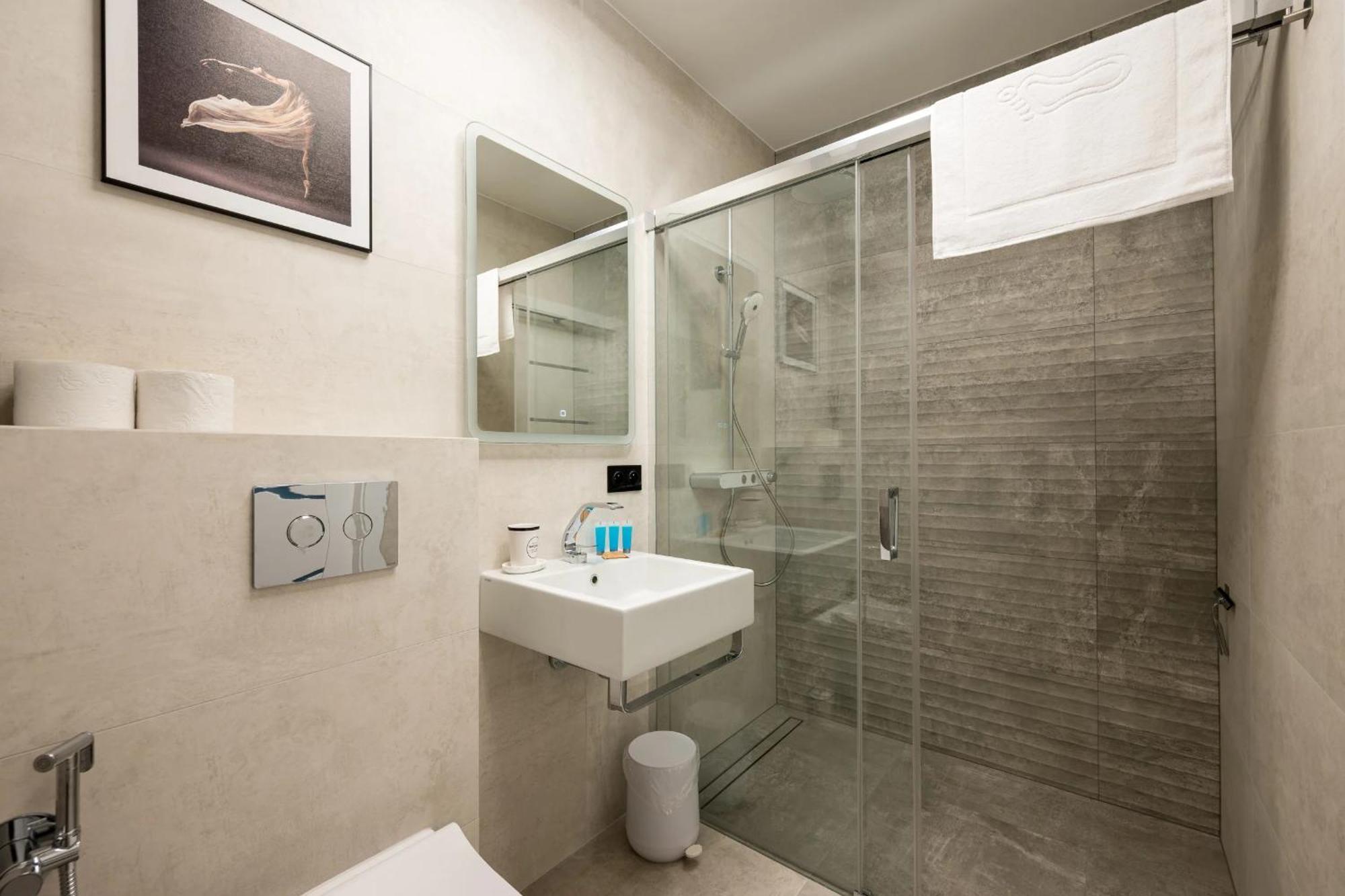 Premium Studio Klobucka Airport Warszawa Exteriör bild